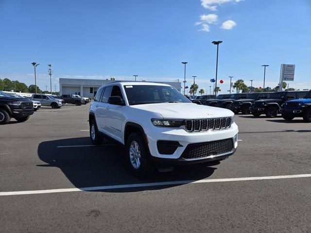 new 2025 Jeep Grand Cherokee car, priced at $34,384