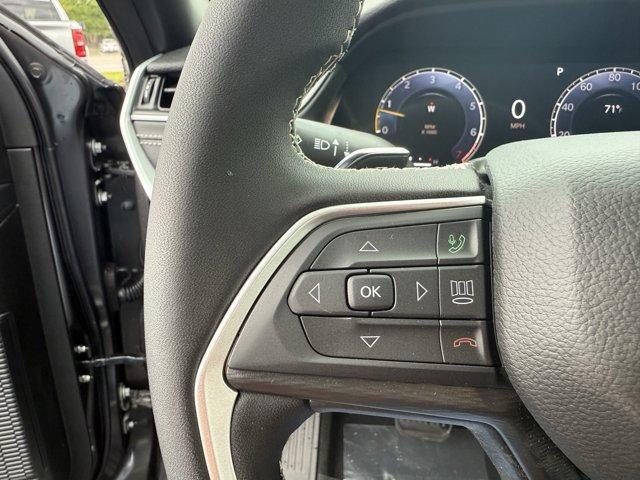 new 2025 Jeep Grand Cherokee car, priced at $37,715