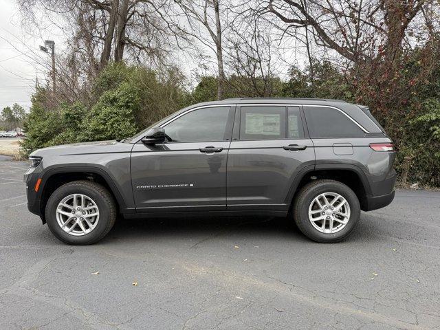 new 2025 Jeep Grand Cherokee car, priced at $42,356