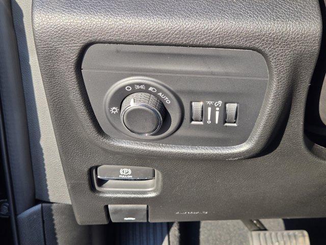new 2025 Jeep Grand Cherokee car, priced at $34,024