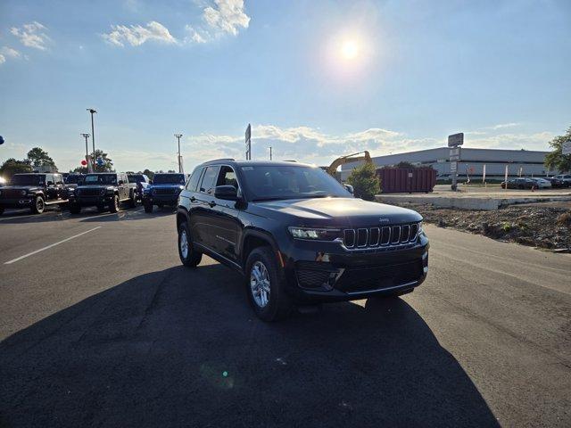 new 2025 Jeep Grand Cherokee car, priced at $34,024