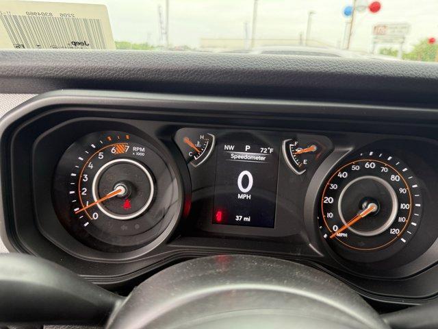 new 2025 Jeep Wrangler car, priced at $40,805