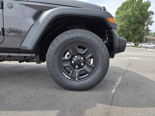 new 2025 Jeep Wrangler car, priced at $38,564