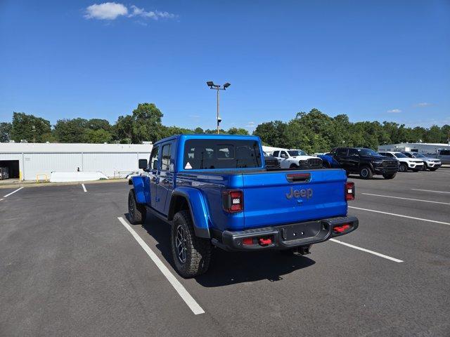 new 2025 Jeep Gladiator car, priced at $54,395