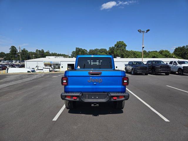 new 2025 Jeep Gladiator car, priced at $54,395