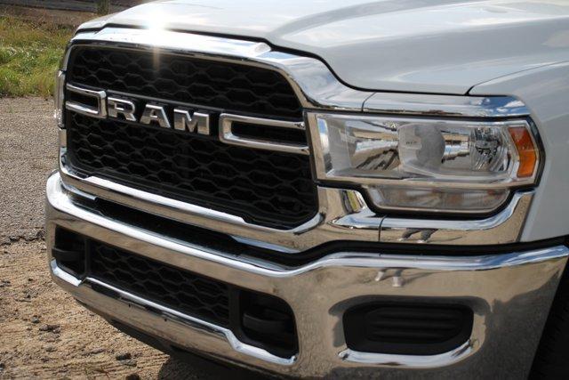 new 2024 Ram 3500 car, priced at $61,315