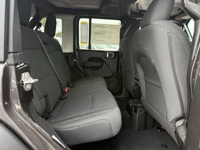 new 2025 Jeep Wrangler car, priced at $40,817