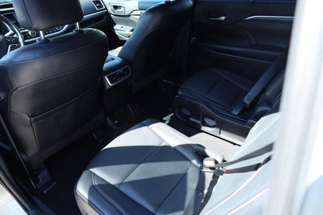 used 2019 Toyota Highlander Hybrid car, priced at $22,990