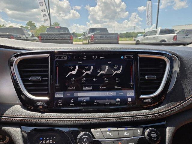new 2026 Chrysler Pacifica car