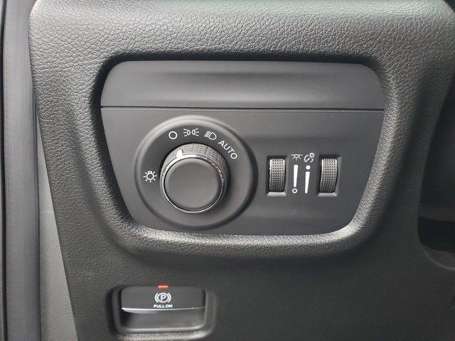 new 2025 Jeep Grand Cherokee L car, priced at $41,194