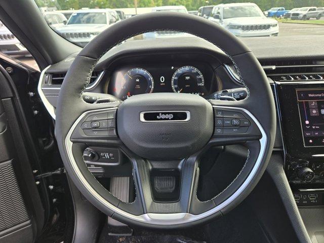 new 2025 Jeep Grand Cherokee car, priced at $39,172