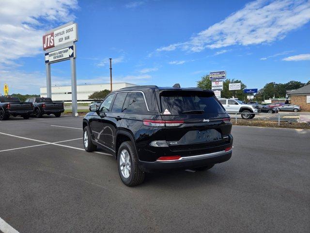new 2025 Jeep Grand Cherokee car, priced at $39,172