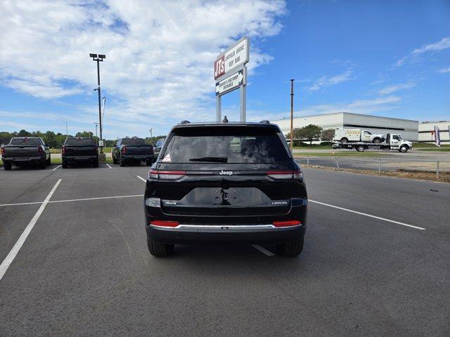 new 2025 Jeep Grand Cherokee car, priced at $39,172
