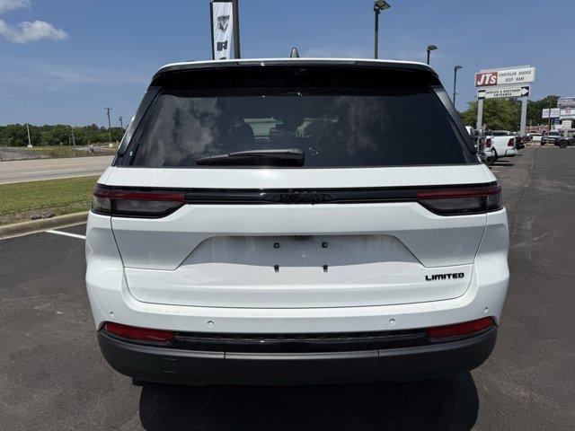 new 2025 Jeep Grand Cherokee car, priced at $49,010
