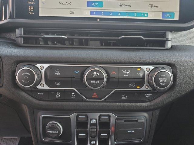 new 2025 Jeep Gladiator car, priced at $42,285