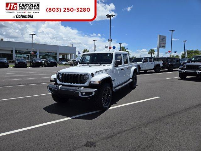 new 2025 Jeep Gladiator car, priced at $42,936