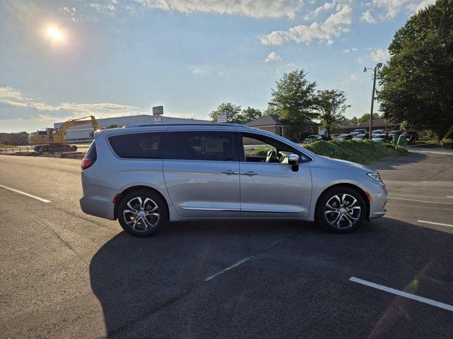 new 2026 Chrysler Pacifica car