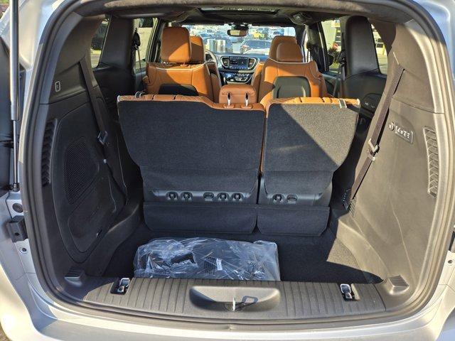 new 2026 Chrysler Pacifica car