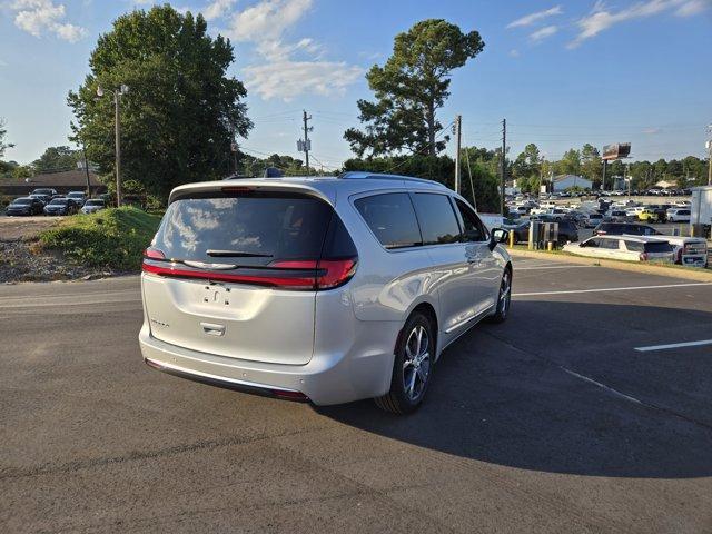 new 2026 Chrysler Pacifica car