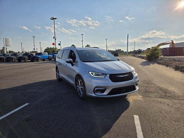 new 2026 Chrysler Pacifica car