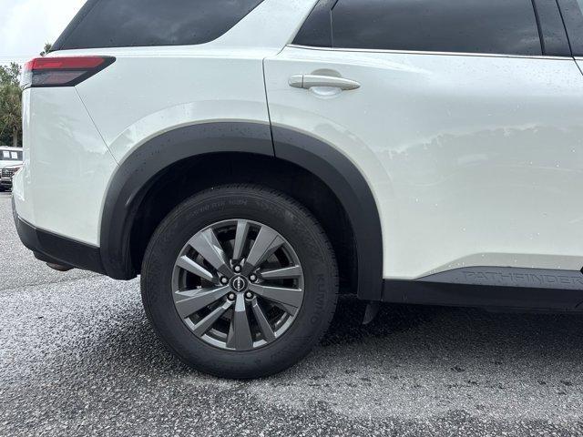 used 2024 Nissan Pathfinder car, priced at $29,990