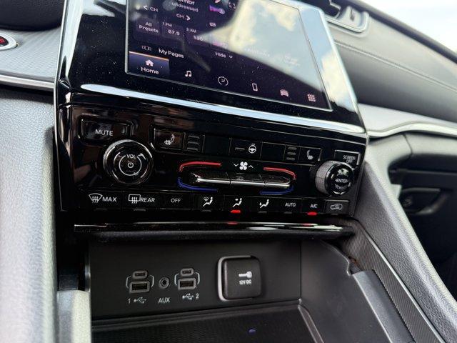 new 2025 Jeep Grand Cherokee car, priced at $42,170