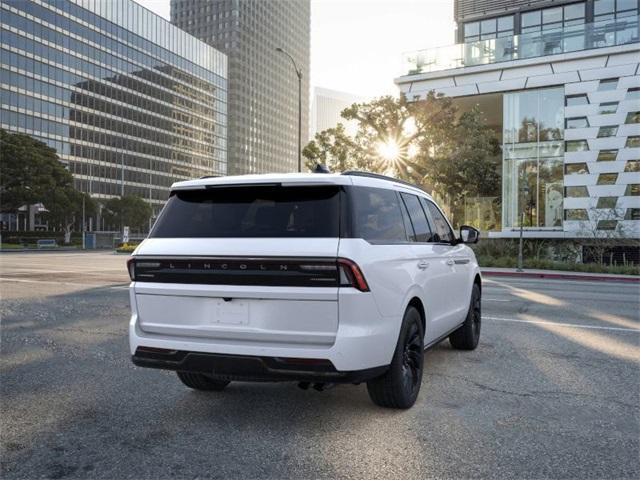 new 2025 Lincoln Navigator car