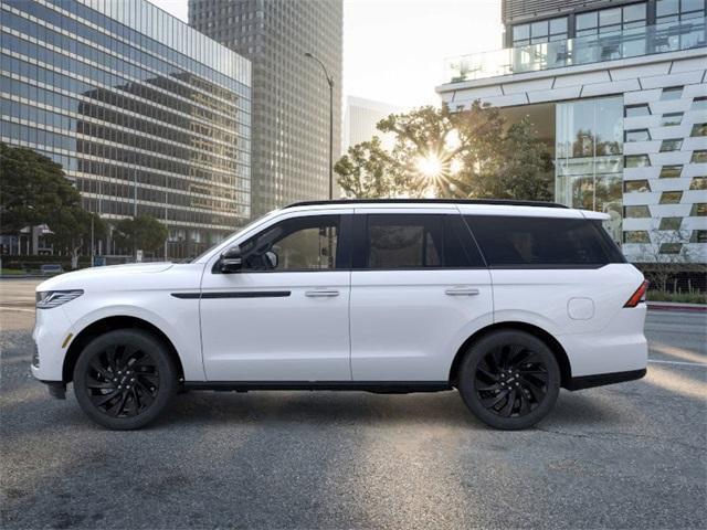 new 2025 Lincoln Navigator car