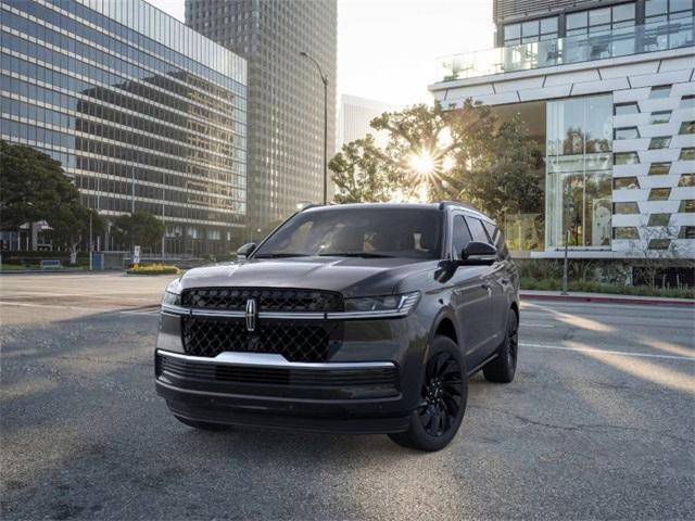 new 2025 Lincoln Navigator car, priced at $106,685