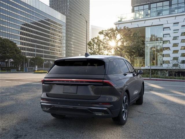 new 2025 Lincoln Nautilus car, priced at $56,385