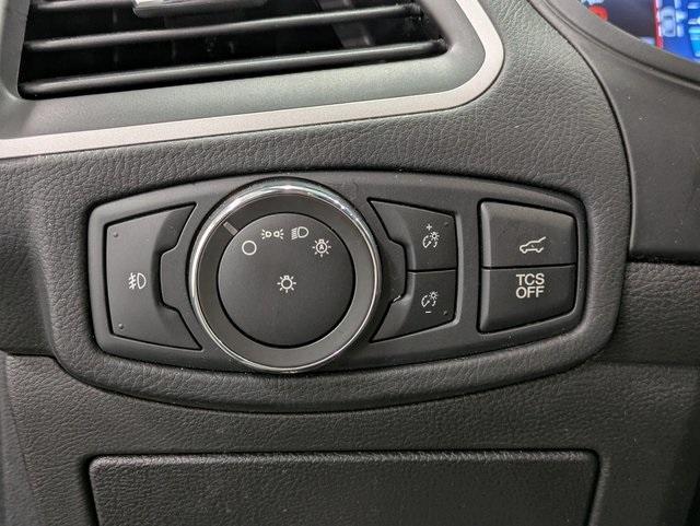 used 2022 Ford Edge car, priced at $27,369