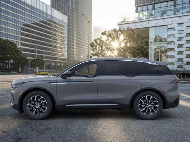 new 2025 Lincoln Nautilus car, priced at $61,020