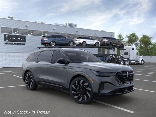 new 2025 Lincoln Nautilus car