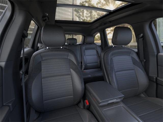 new 2025 Lincoln Nautilus car