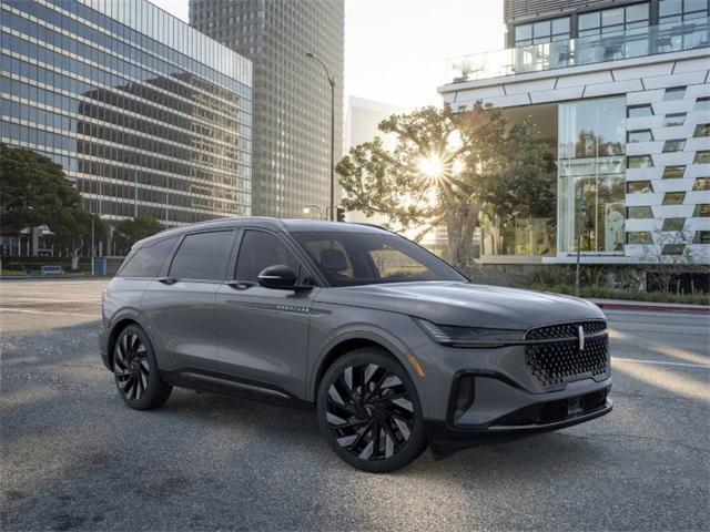 new 2025 Lincoln Nautilus car