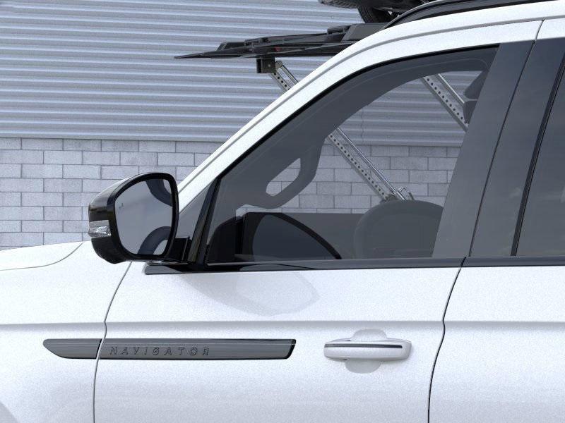 new 2025 Lincoln Navigator L car, priced at $109,015