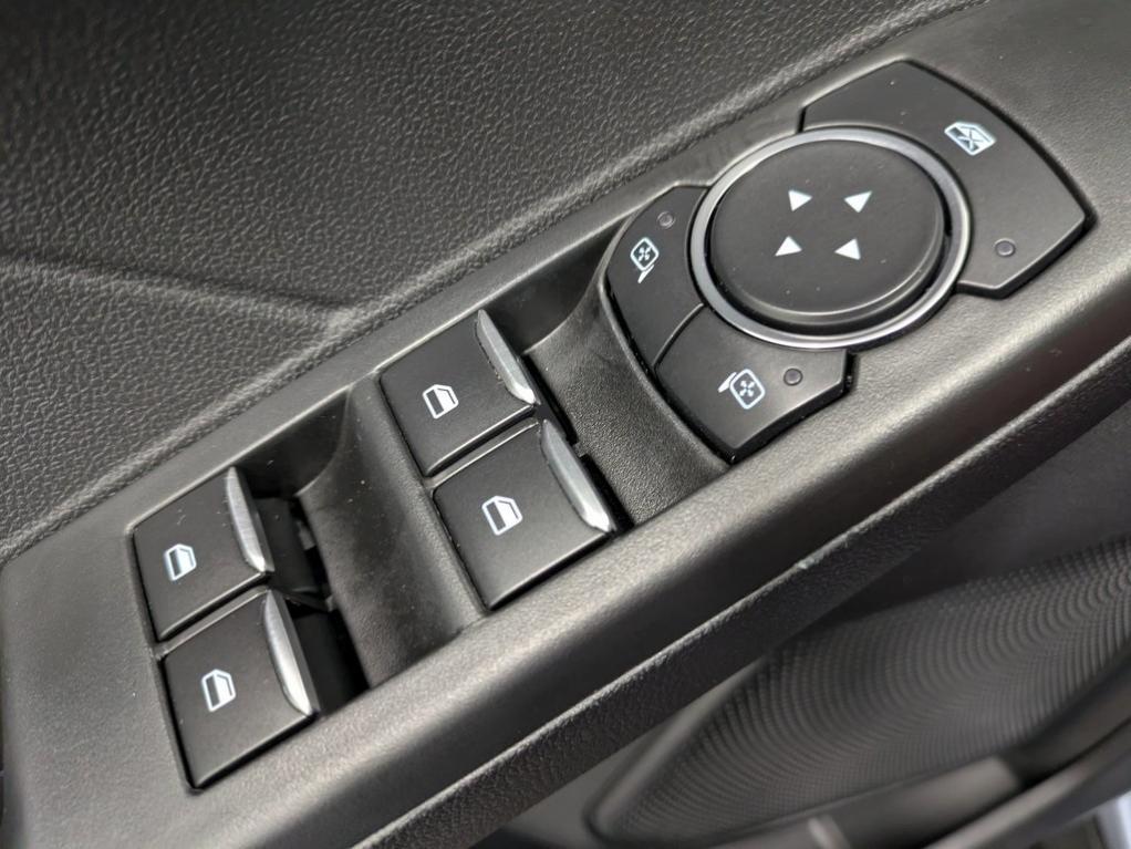 used 2022 Ford Escape car, priced at $21,900