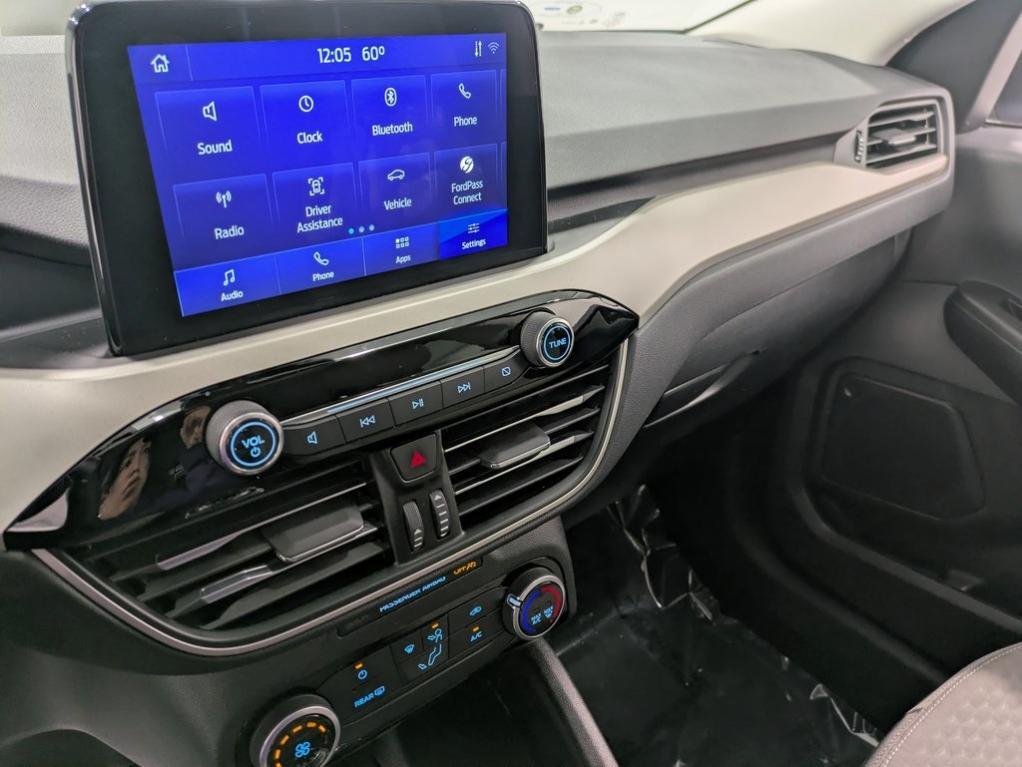 used 2022 Ford Escape car, priced at $21,900