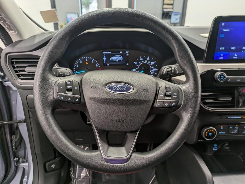 used 2022 Ford Escape car, priced at $21,900
