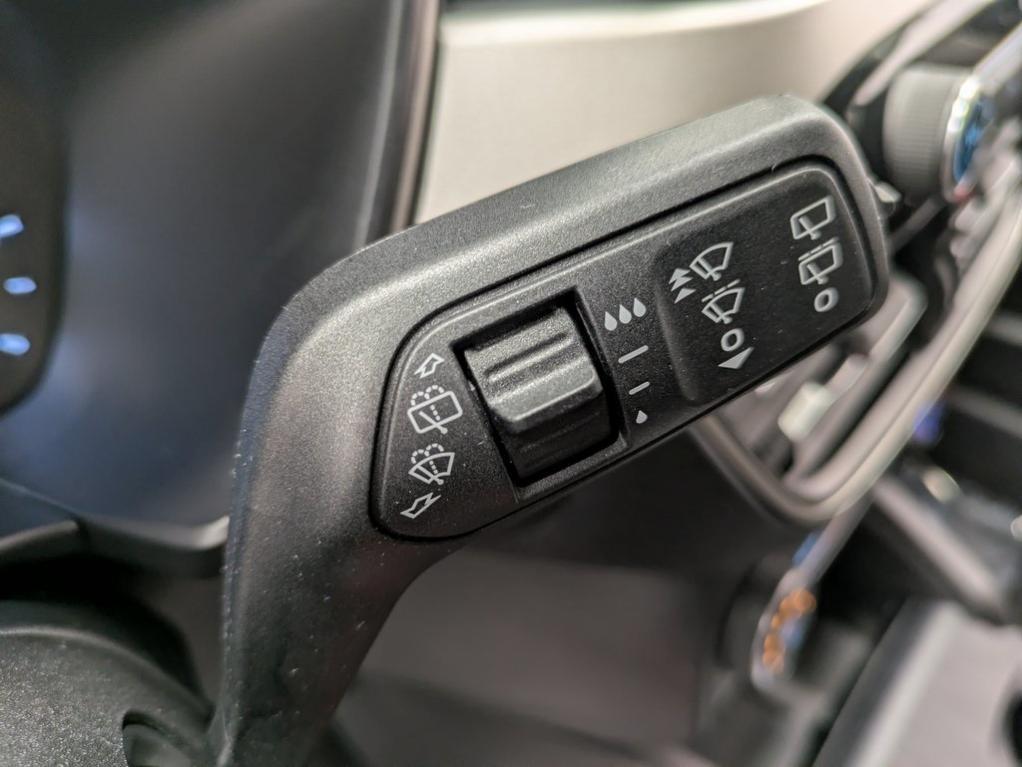 used 2022 Ford Escape car, priced at $21,900