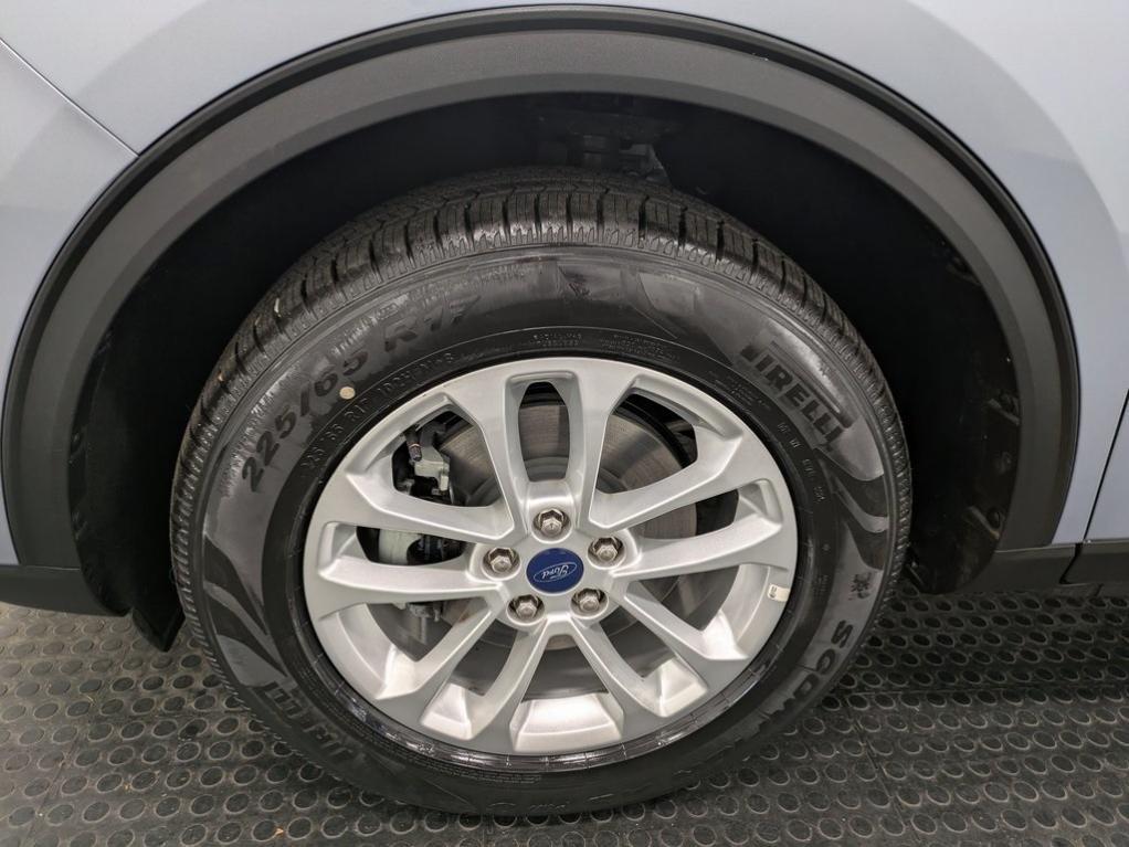 used 2022 Ford Escape car, priced at $21,900