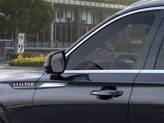 new 2025 Lincoln Aviator car, priced at $81,360