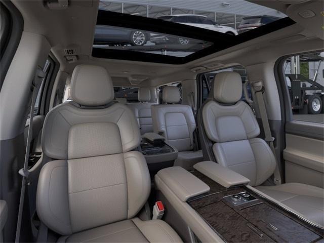 new 2024 Lincoln Navigator L car, priced at $112,045