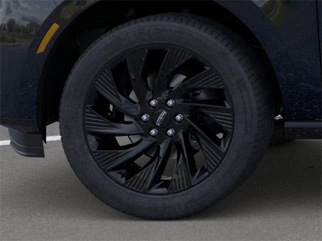 new 2025 Lincoln Navigator car, priced at $105,275