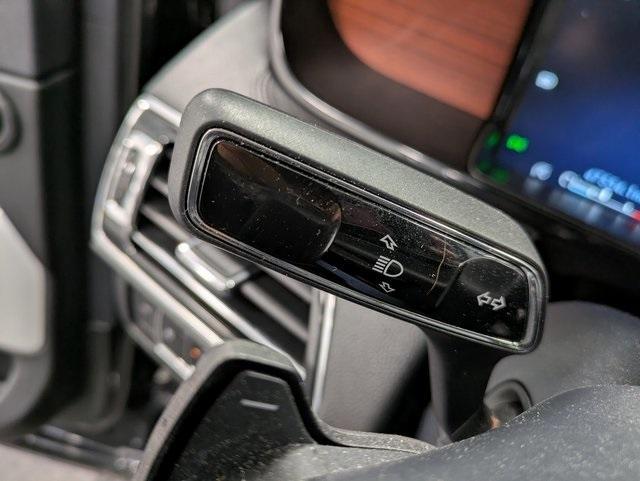 used 2022 Lincoln Navigator car, priced at $71,900