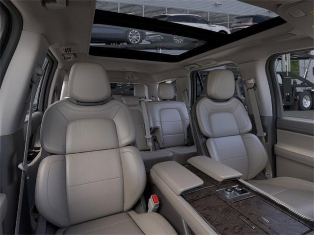 new 2024 Lincoln Navigator car, priced at $107,195