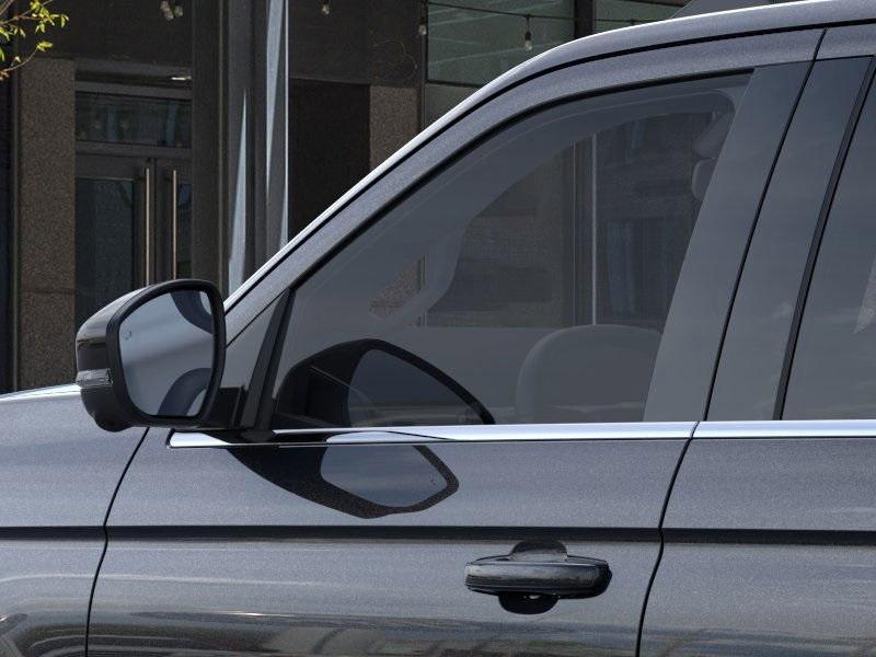 new 2025 Ford Expedition car, priced at $88,945