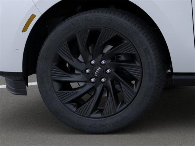 new 2025 Lincoln Navigator car, priced at $109,245