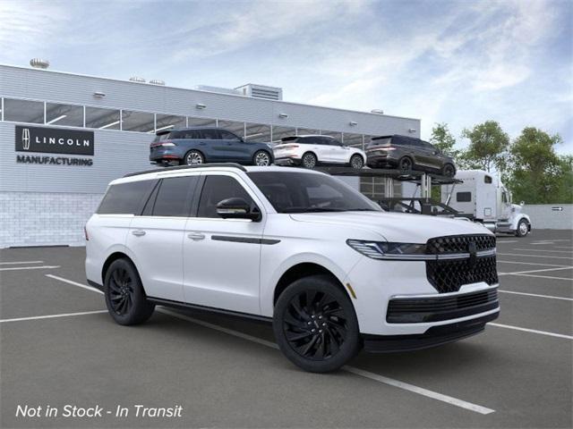 new 2025 Lincoln Navigator car, priced at $109,245