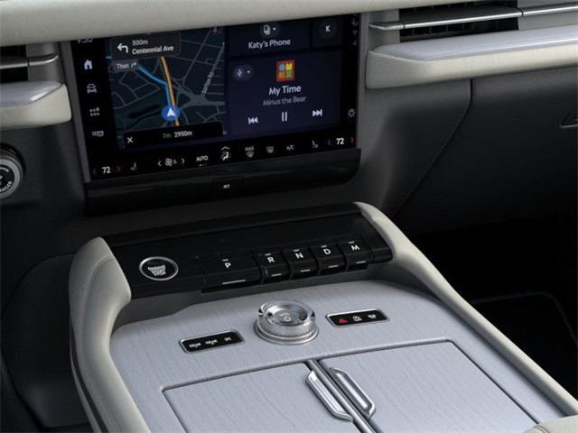 new 2025 Lincoln Navigator L car, priced at $106,085